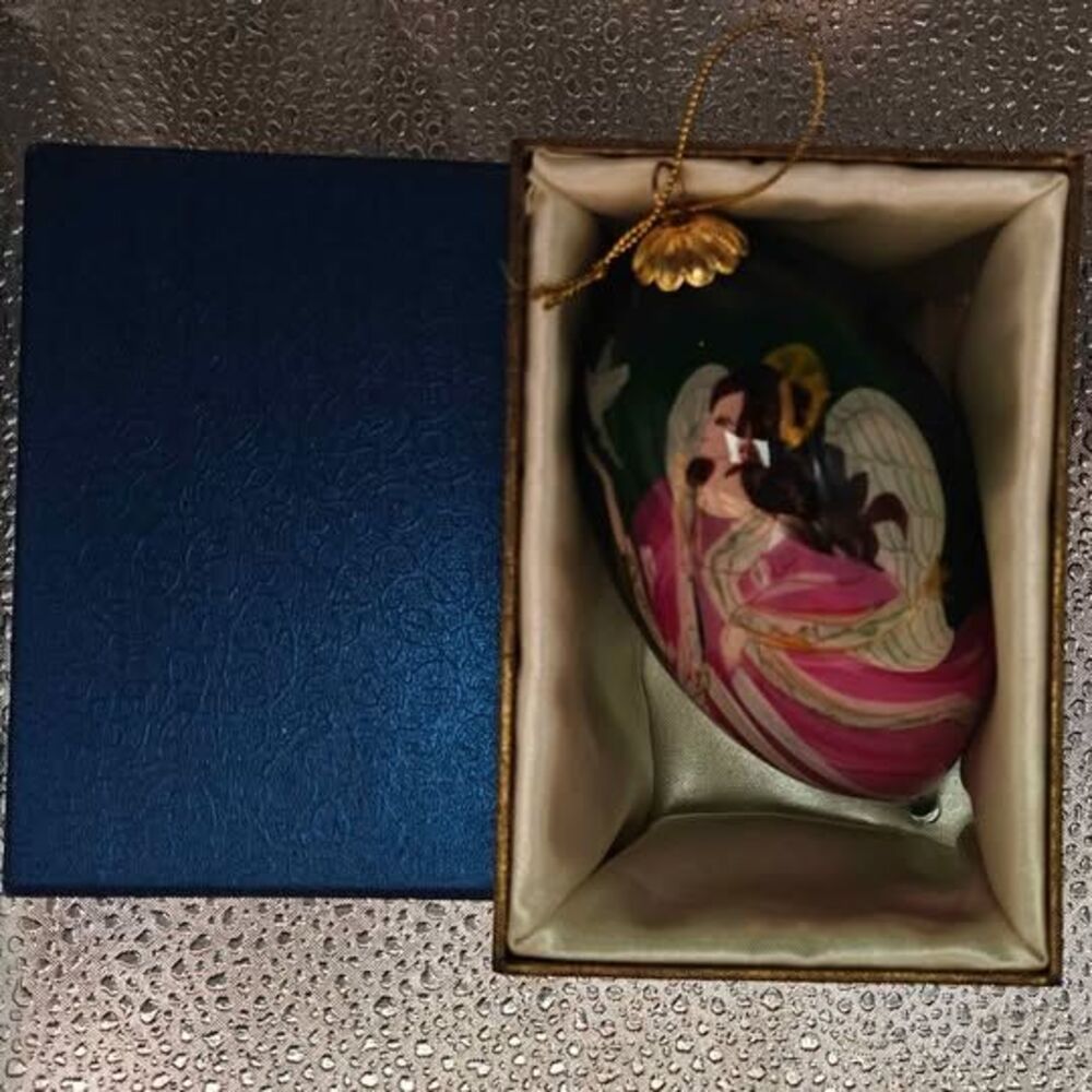 LI BIEN 2014 PIER 1 ORNAMENT